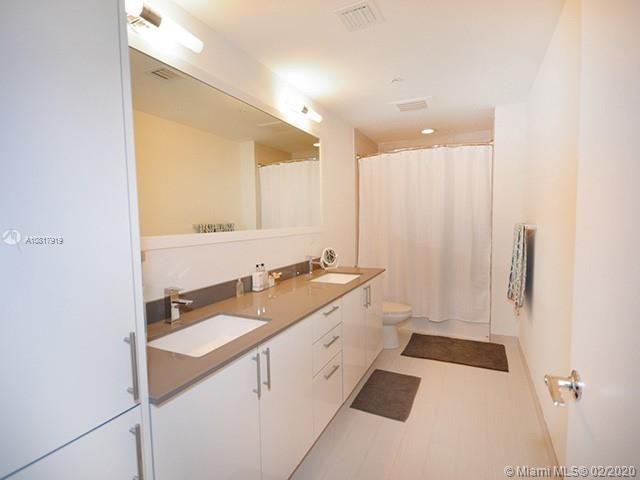 Недавно арендовано: $3,500 (2 спален, 2 ванн, 1097 Квадратных фут)