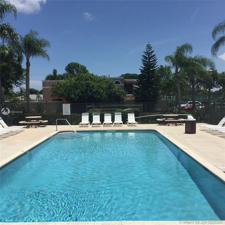 Vendido Recientemente: $210,000 (3 camas, 3 baños, 1326 Pies cuadrados)