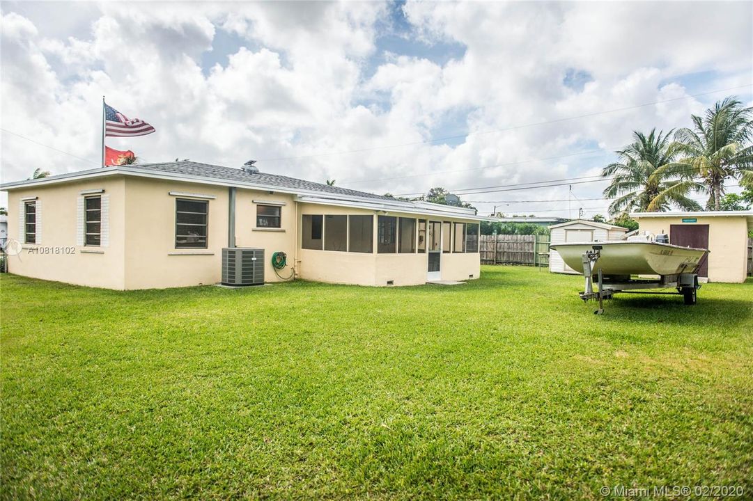 Recently Sold: $250,000 (3 beds, 1 baths, 1182 Square Feet)