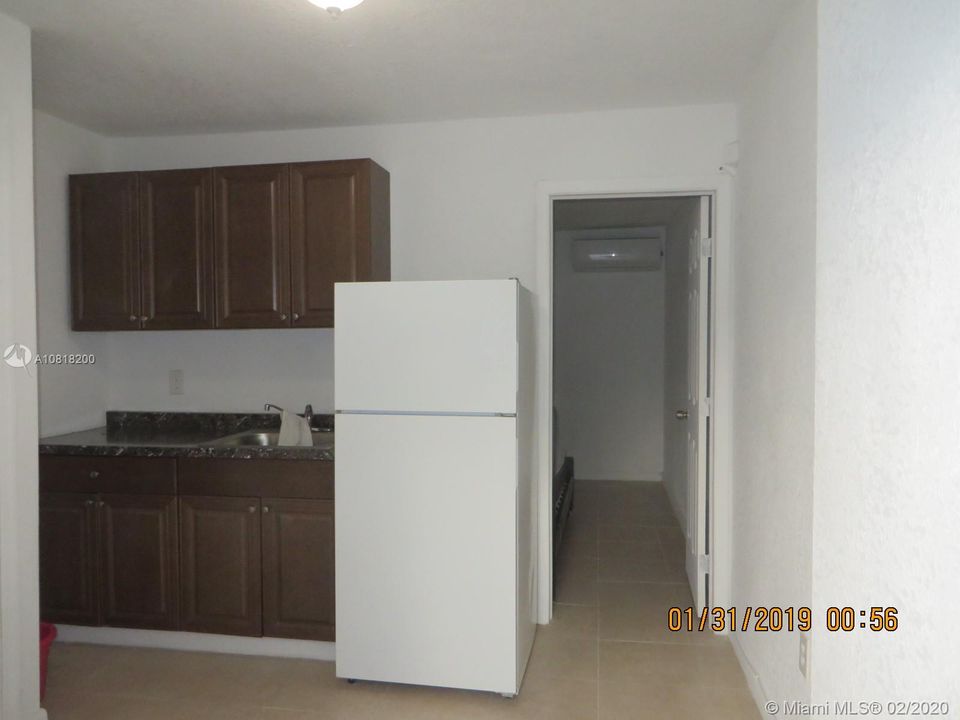 Recently Rented: $850 (1 beds, 1 baths, 912 Square Feet)