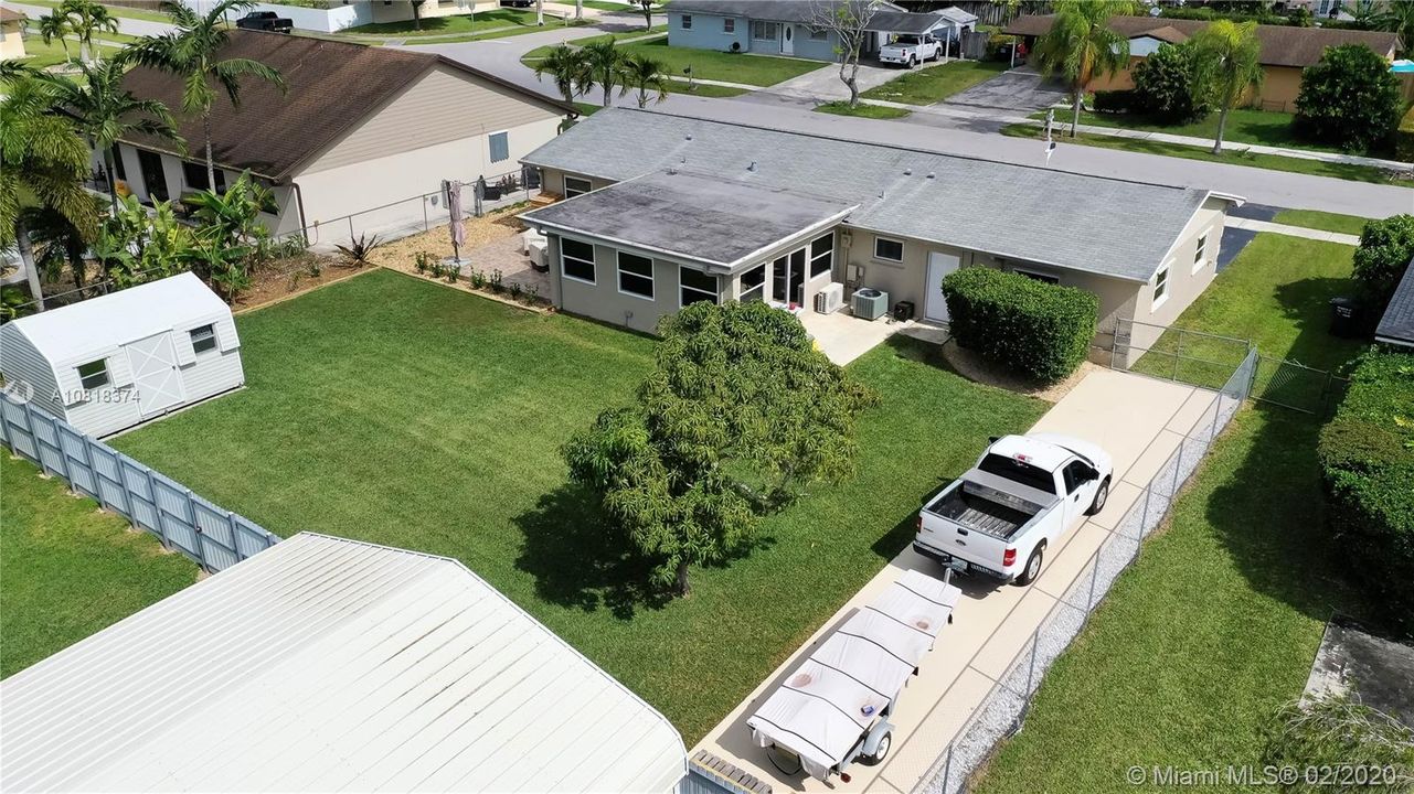 Vendido Recientemente: $329,000 (3 camas, 2 baños, 1864 Pies cuadrados)