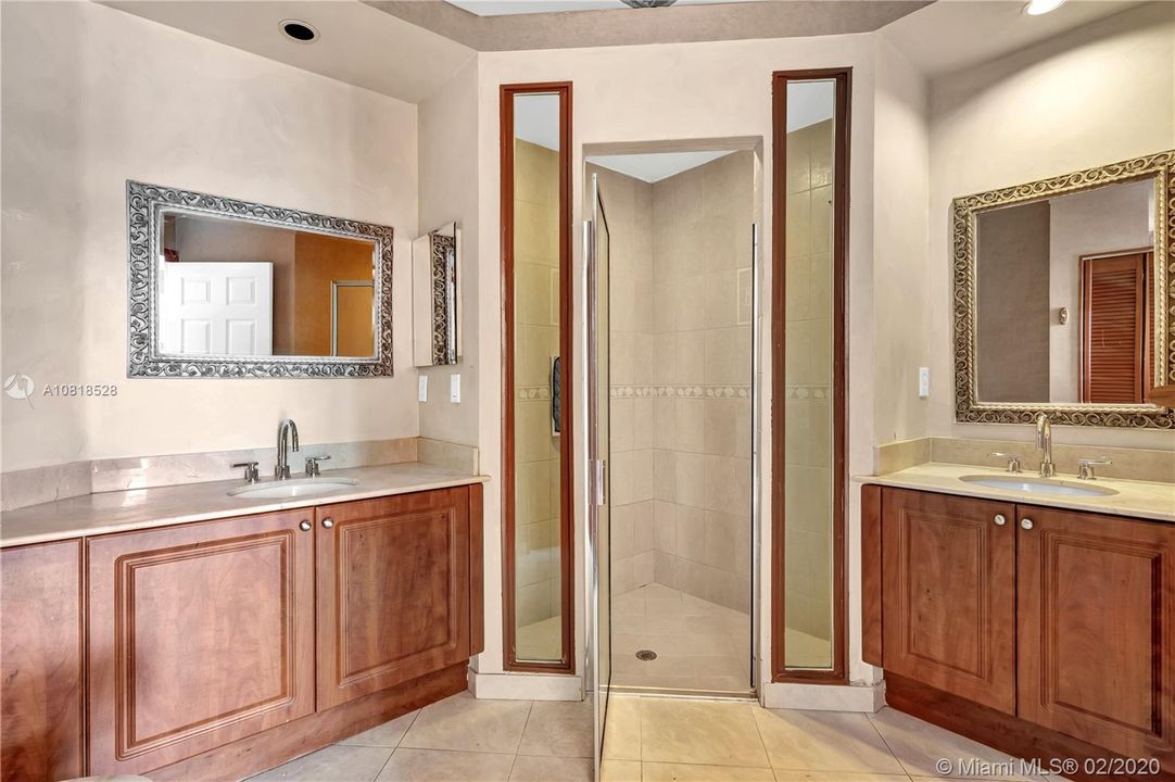 Recientemente alquilado: $2,400 (3 camas, 2 baños, 1724 Pies cuadrados)