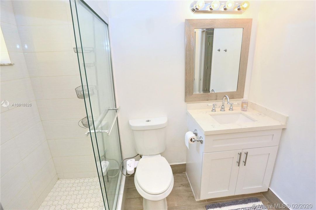Недавно продано: $325,000 (3 спален, 2 ванн, 1381 Квадратных фут)