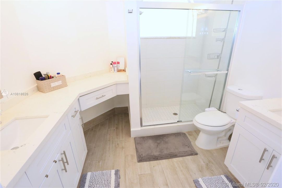 Недавно продано: $325,000 (3 спален, 2 ванн, 1381 Квадратных фут)