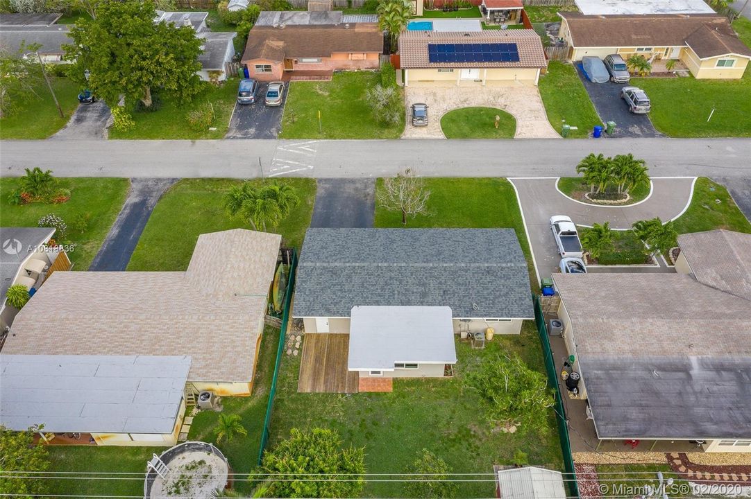Vendido Recientemente: $289,990 (2 camas, 1 baños, 1137 Pies cuadrados)