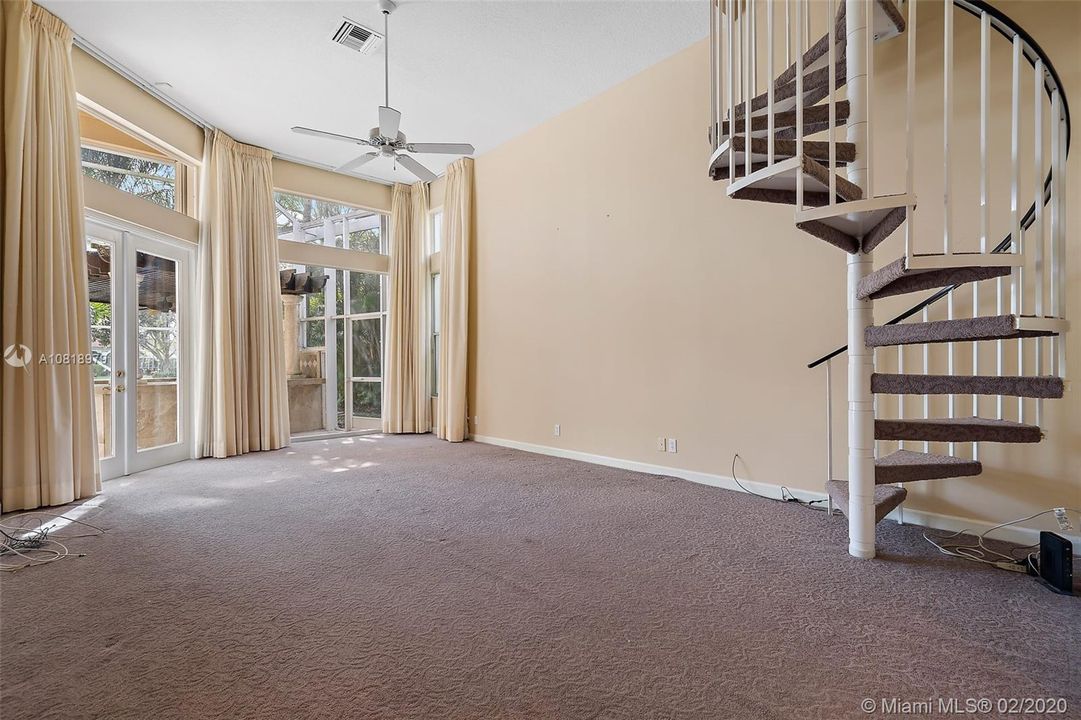 Recently Sold: $784,500 (3 beds, 3 baths, 3249 Square Feet)