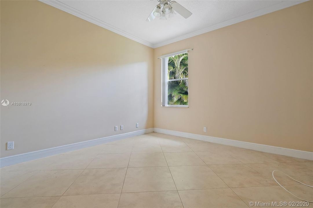 Recently Sold: $784,500 (3 beds, 3 baths, 3249 Square Feet)
