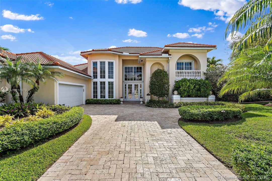 Recently Sold: $784,500 (3 beds, 3 baths, 3249 Square Feet)