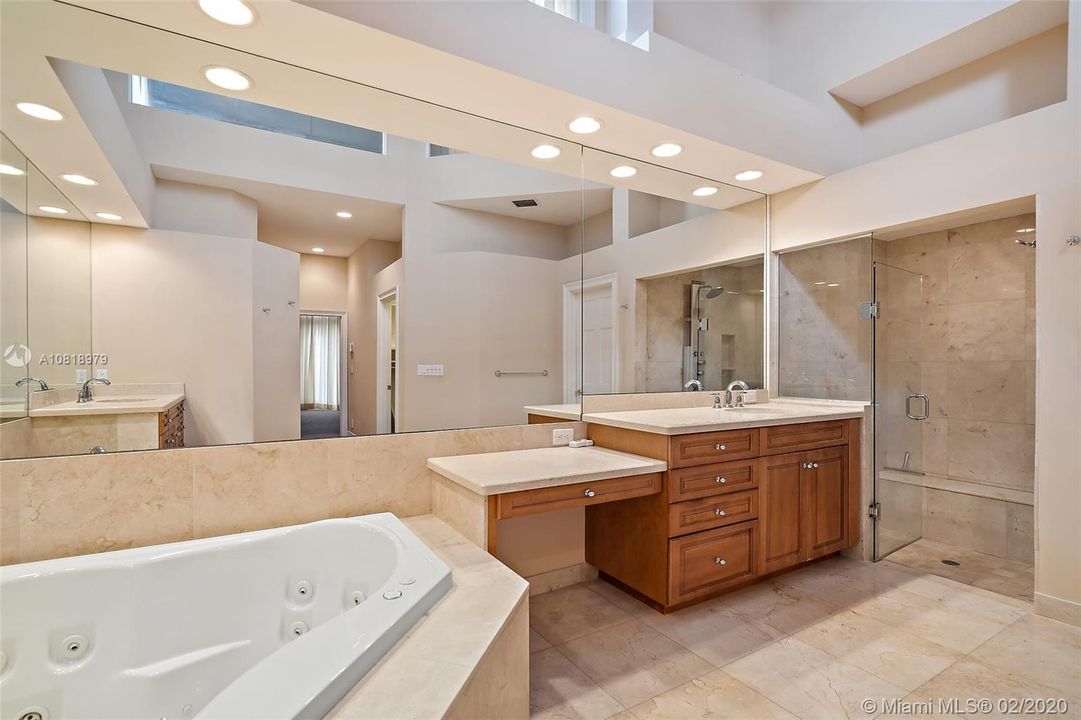 Recently Sold: $784,500 (3 beds, 3 baths, 3249 Square Feet)