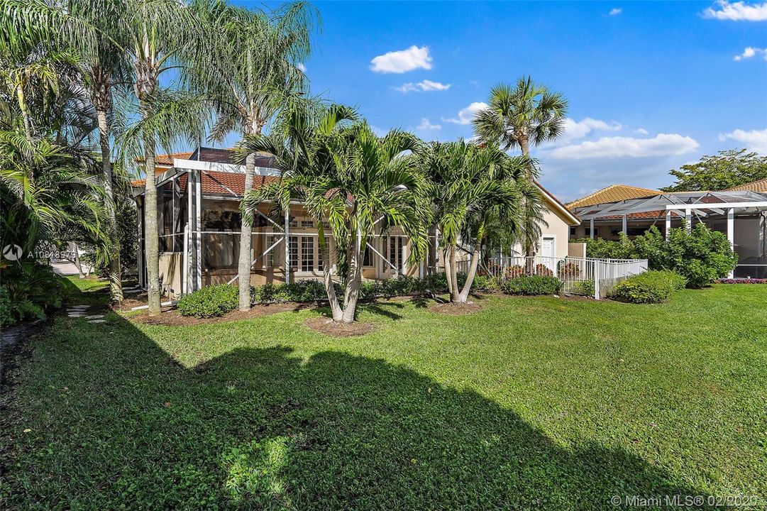 Recently Sold: $784,500 (3 beds, 3 baths, 3249 Square Feet)