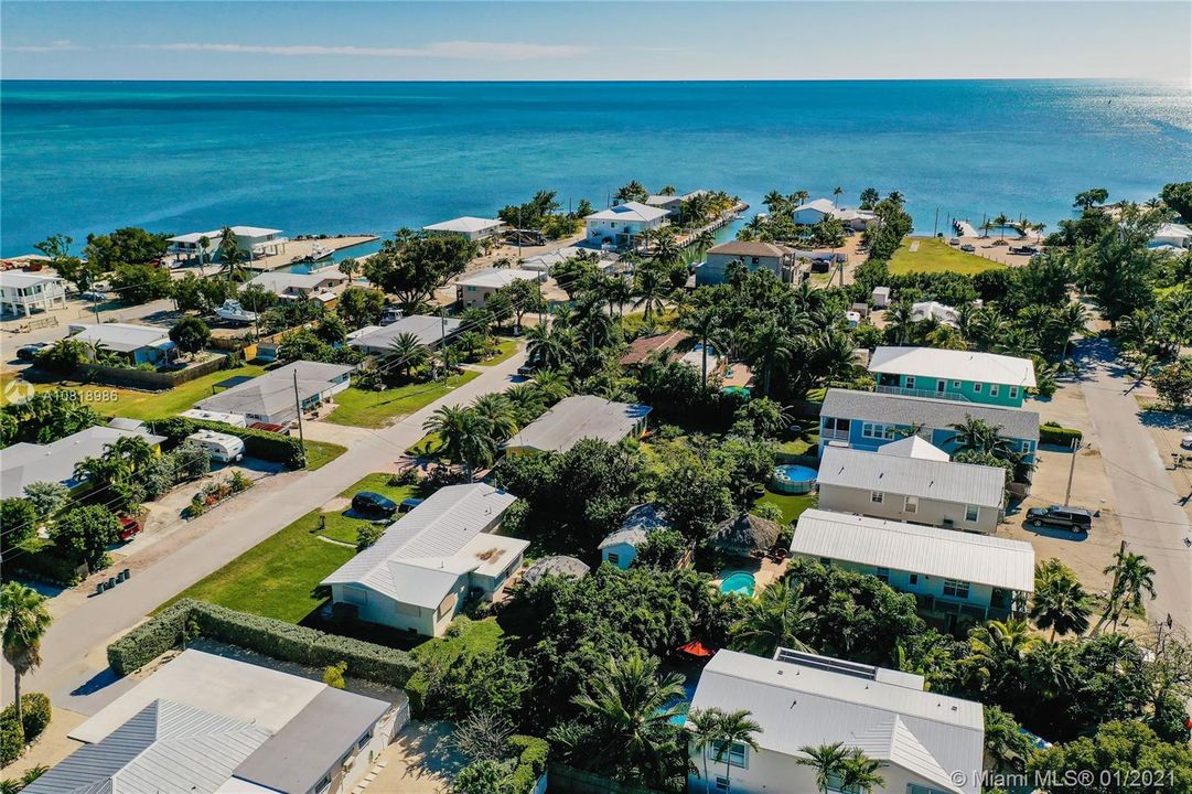 Recently Sold: $548,000 (3 beds, 2 baths, 1331 Square Feet)