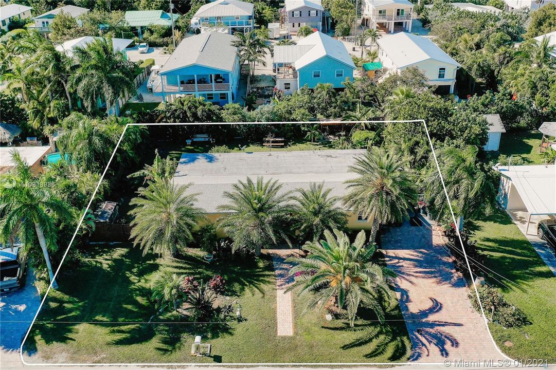 Recently Sold: $548,000 (3 beds, 2 baths, 1331 Square Feet)