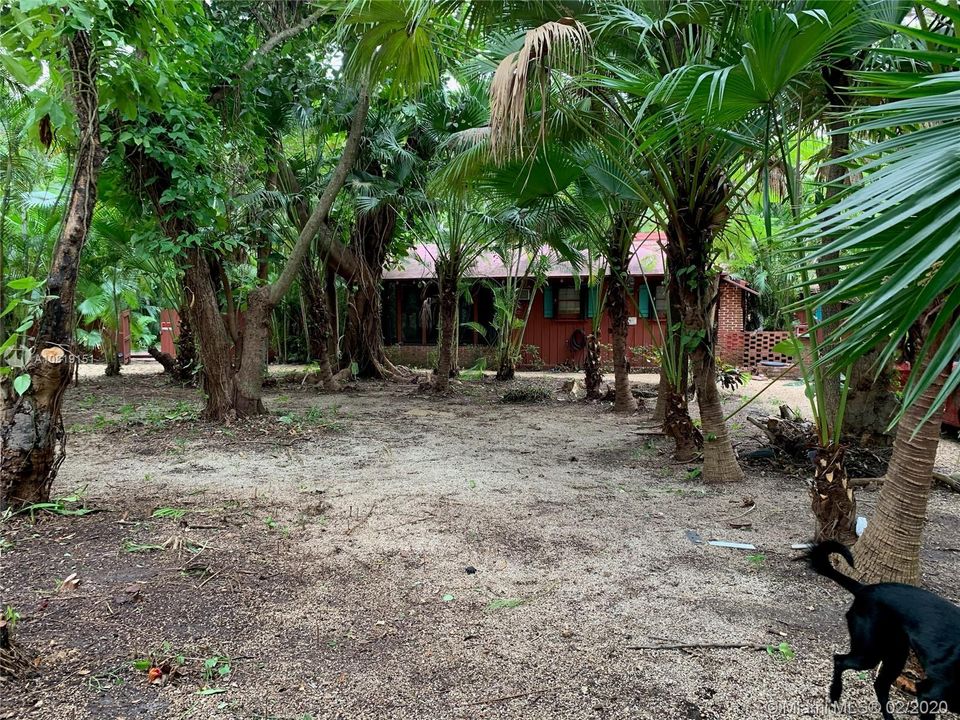 Vendido Recientemente: $799,000 (6 camas, 3 baños, 2560 Pies cuadrados)