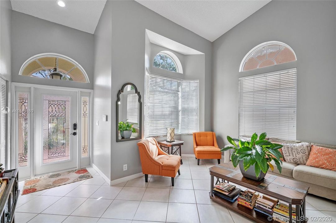 Recently Rented: $2,950 (4 beds, 2 baths, 2132 Square Feet)