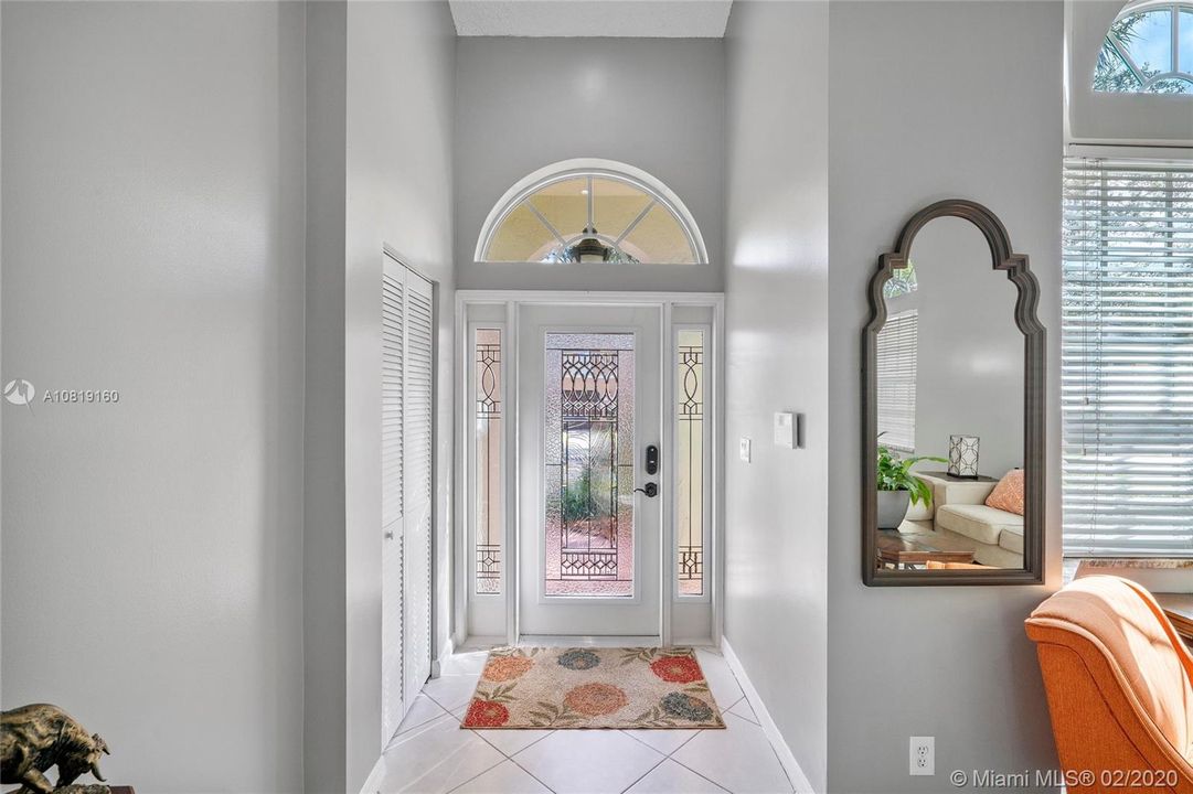 Recently Rented: $2,950 (4 beds, 2 baths, 2132 Square Feet)