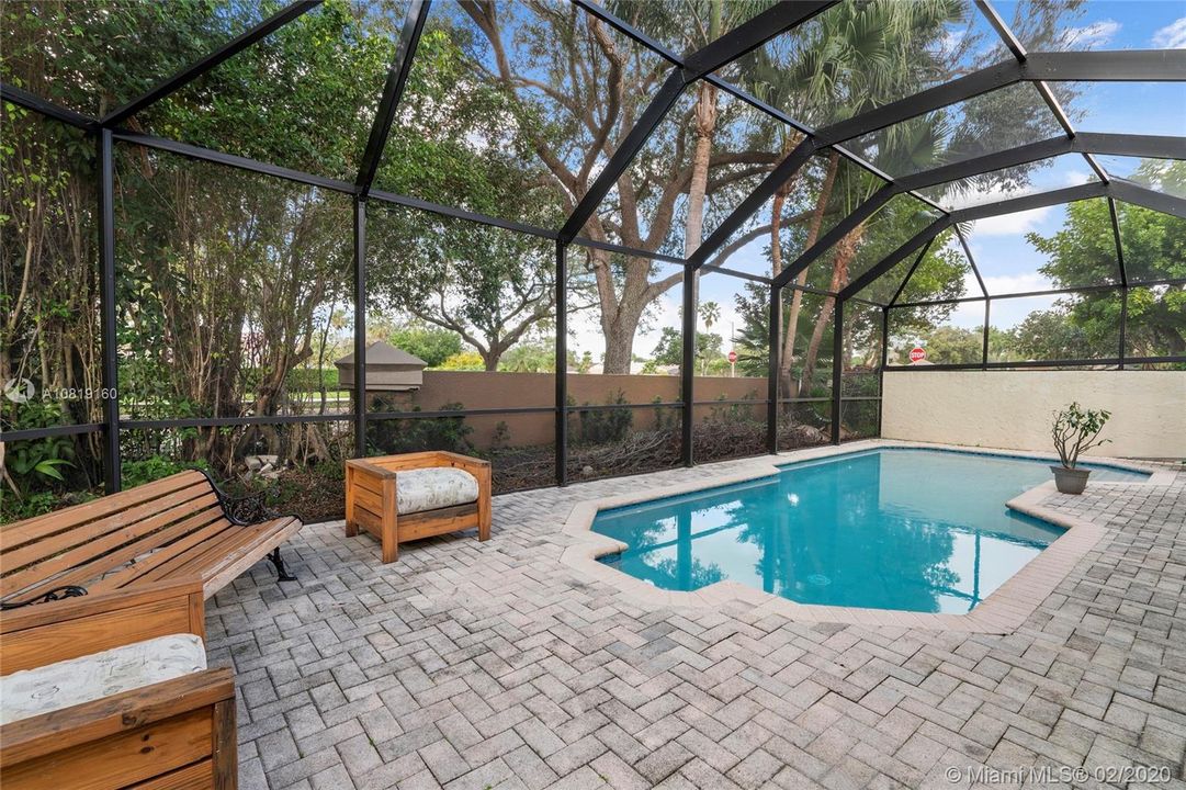 Recently Rented: $2,950 (4 beds, 2 baths, 2132 Square Feet)