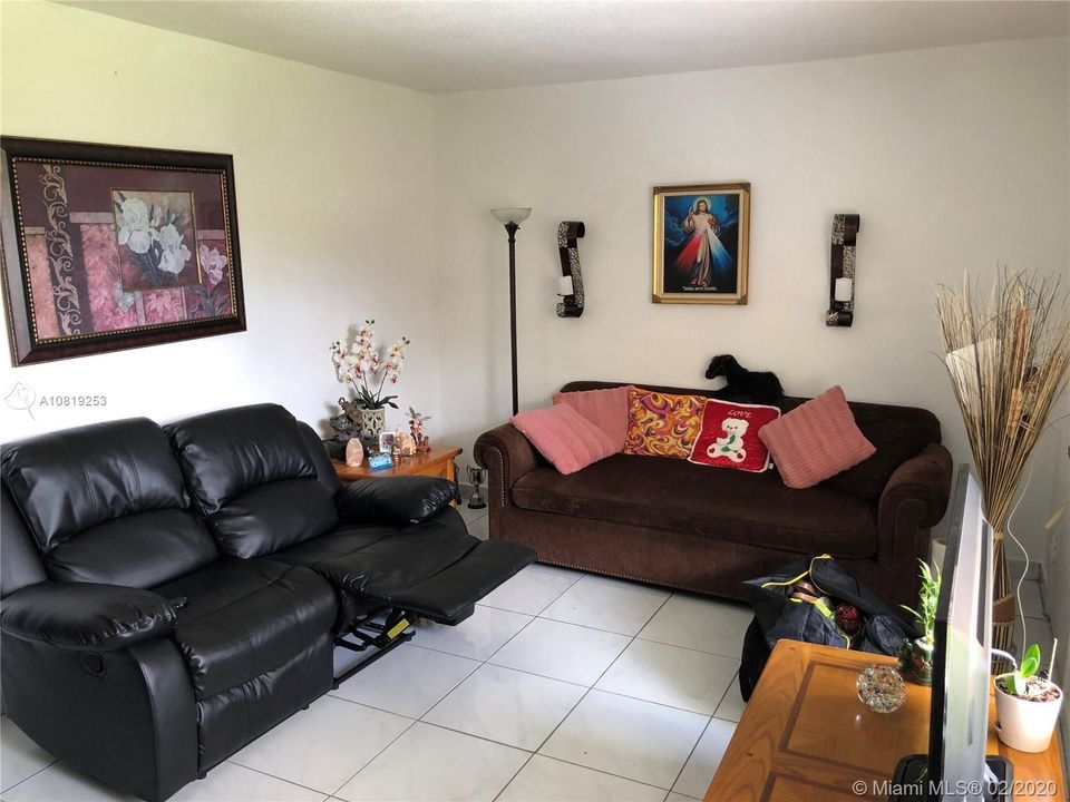 Recently Sold: $95,000 (1 beds, 1 baths, 540 Square Feet)