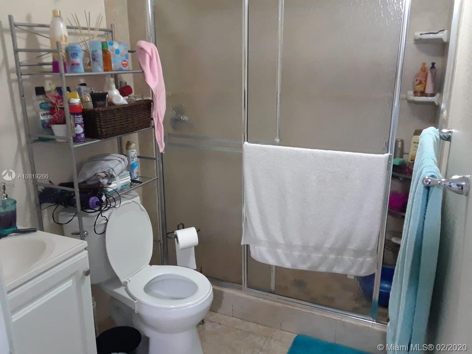 Vendido Recientemente: $55,000 (3 camas, 2 baños, 0 Pies cuadrados)