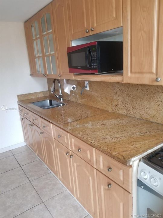 Vendido Recientemente: $55,000 (3 camas, 2 baños, 0 Pies cuadrados)