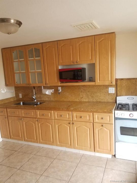 Vendido Recientemente: $55,000 (3 camas, 2 baños, 0 Pies cuadrados)
