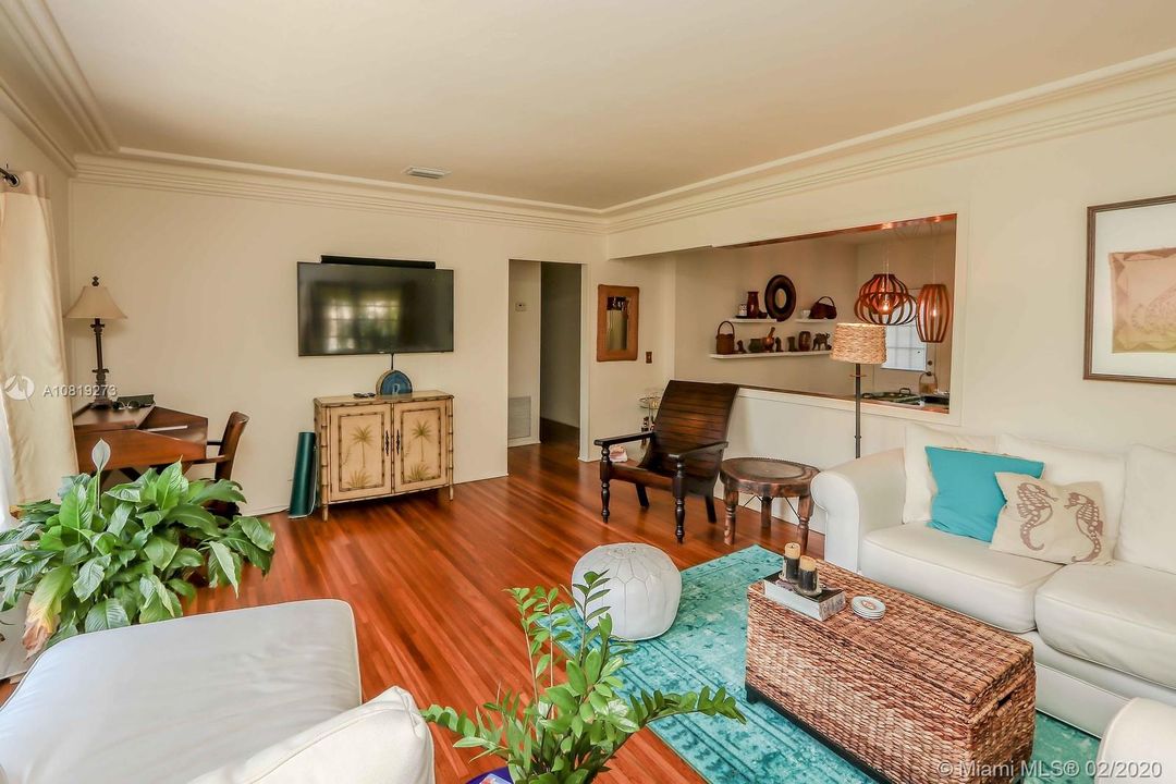 Recently Sold: $644,900 (3 beds, 2 baths, 1440 Square Feet)
