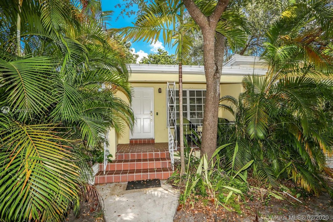 Recently Sold: $644,900 (3 beds, 2 baths, 1440 Square Feet)