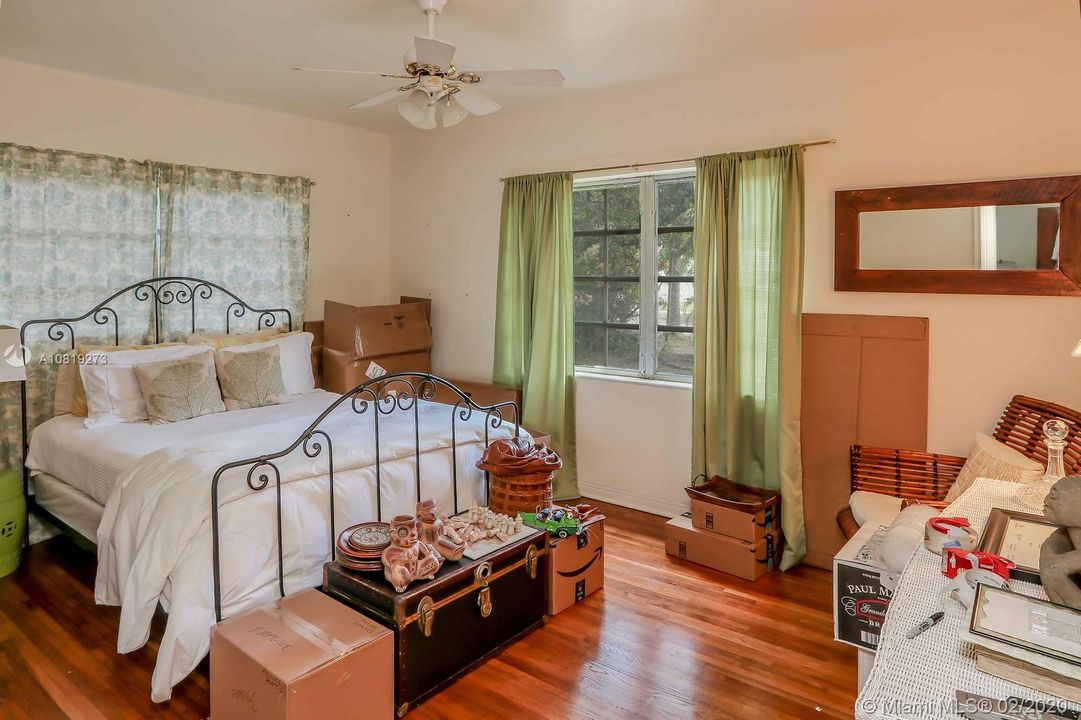 Recently Sold: $644,900 (3 beds, 2 baths, 1440 Square Feet)