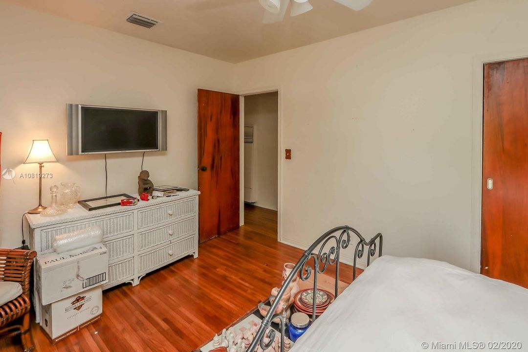 Recently Sold: $644,900 (3 beds, 2 baths, 1440 Square Feet)