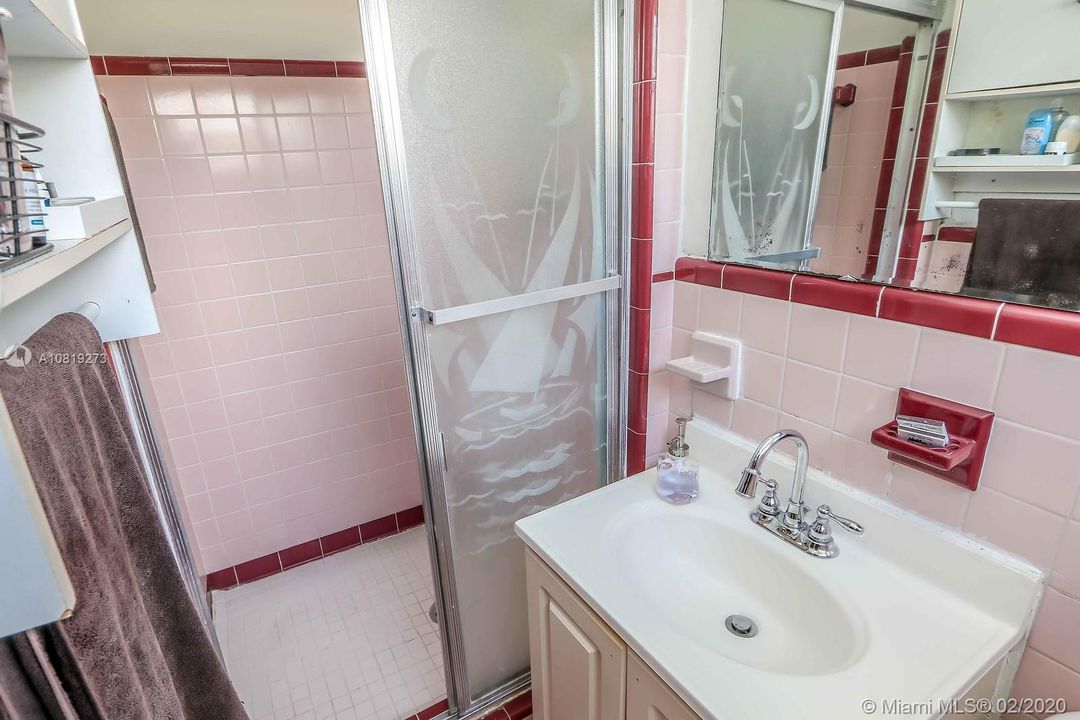 Recently Sold: $644,900 (3 beds, 2 baths, 1440 Square Feet)
