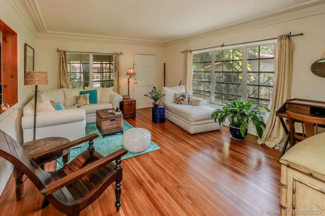 Recently Sold: $644,900 (3 beds, 2 baths, 1440 Square Feet)