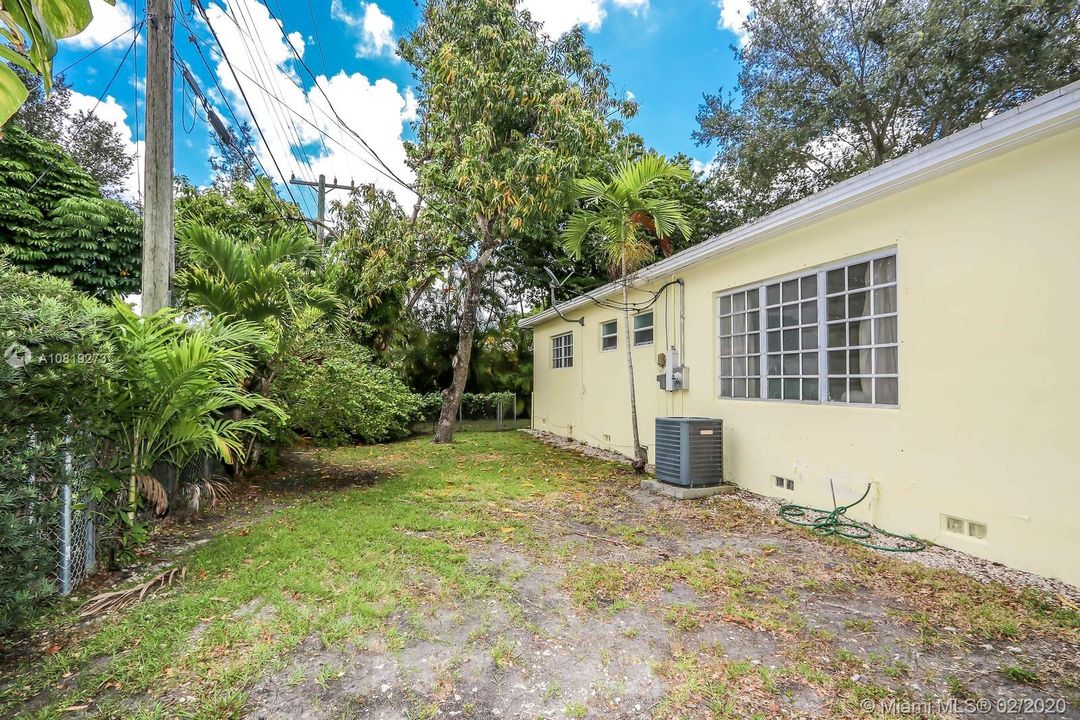 Recently Sold: $644,900 (3 beds, 2 baths, 1440 Square Feet)