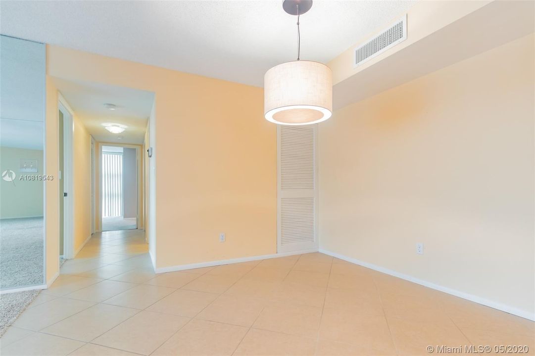 Recently Sold: $431,900 (2 beds, 2 baths, 1235 Square Feet)