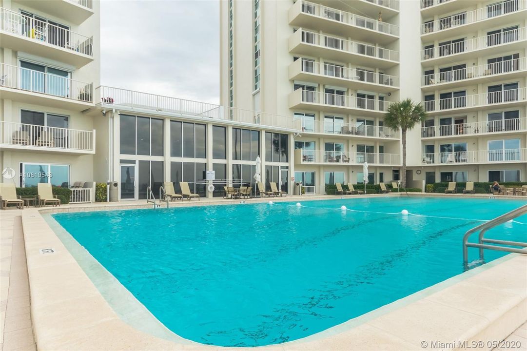 Recently Sold: $431,900 (2 beds, 2 baths, 1235 Square Feet)