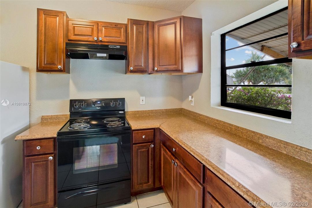 Vendido Recientemente: $264,900 (3 camas, 2 baños, 1410 Pies cuadrados)
