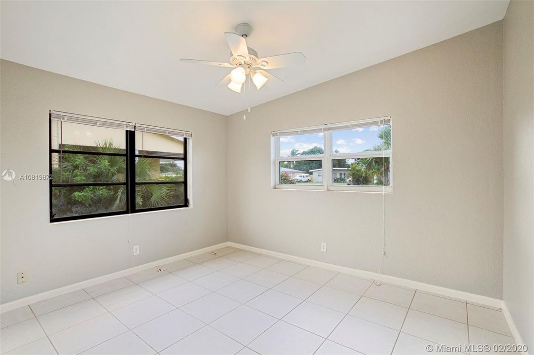 Vendido Recientemente: $264,900 (3 camas, 2 baños, 1410 Pies cuadrados)
