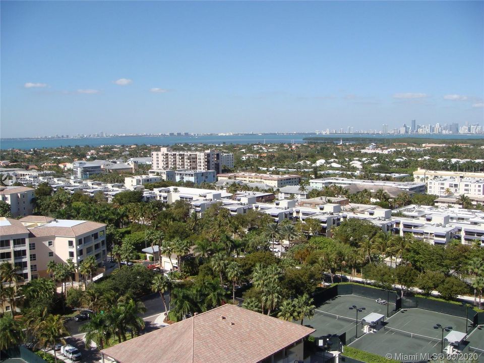 Recently Sold: $3,100,000 (3 beds, 5 baths, 2790 Square Feet)