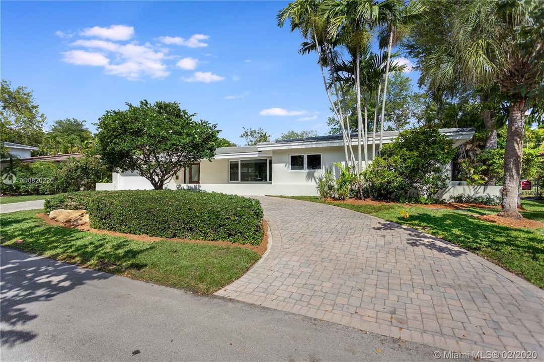 Recently Rented: $8,700 (4 beds, 3 baths, 3064 Square Feet)