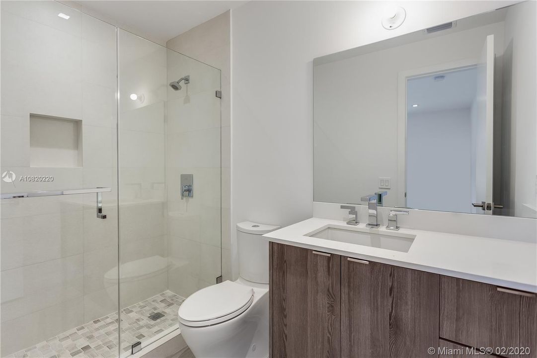 Recently Rented: $8,700 (4 beds, 3 baths, 3064 Square Feet)