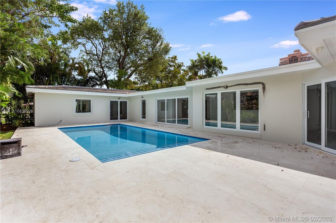 Recently Rented: $8,700 (4 beds, 3 baths, 3064 Square Feet)