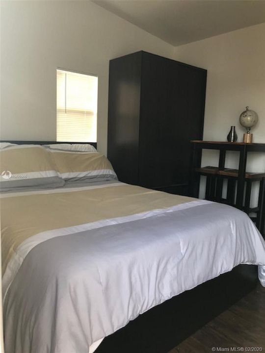 Recently Rented: $950 (1 beds, 1 baths, 3075 Square Feet)