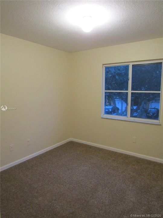 Recientemente alquilado: $1,450 (3 camas, 2 baños, 1344 Pies cuadrados)