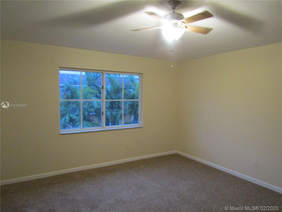 Recientemente alquilado: $1,450 (3 camas, 2 baños, 1344 Pies cuadrados)