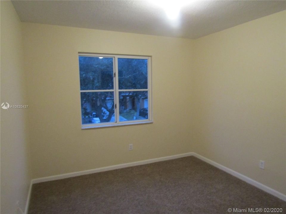 Recientemente alquilado: $1,450 (3 camas, 2 baños, 1344 Pies cuadrados)