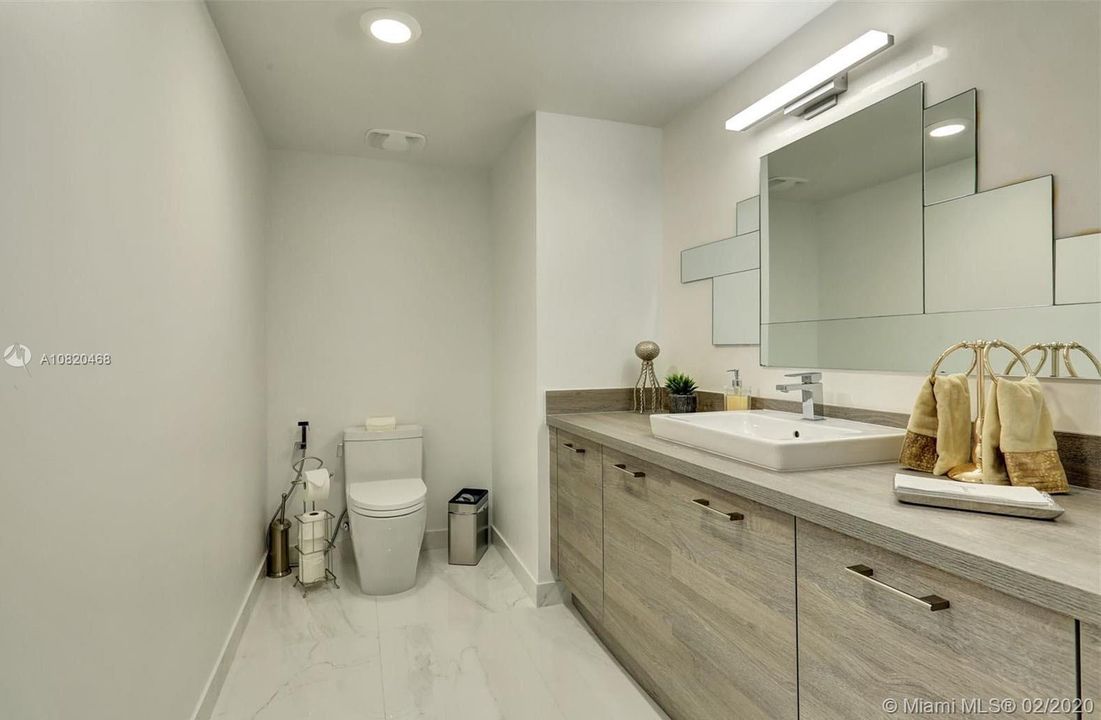 Recently Sold: $679,000 (3 beds, 2 baths, 1705 Square Feet)