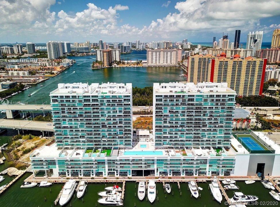 Recently Sold: $679,000 (3 beds, 2 baths, 1705 Square Feet)