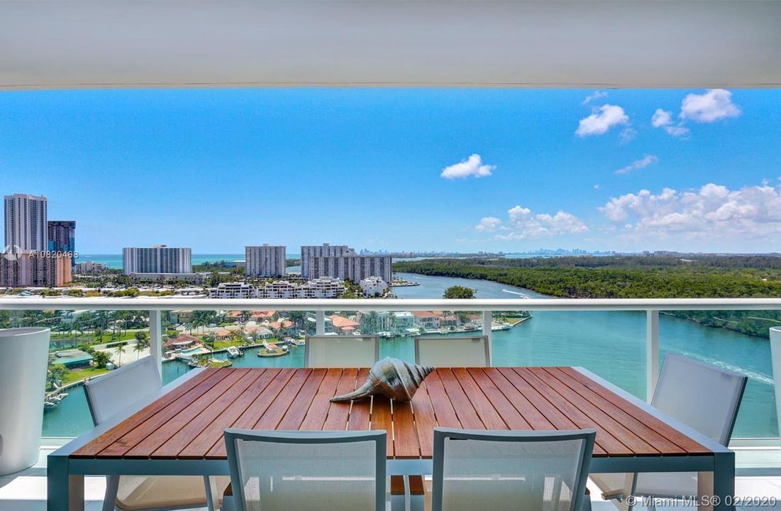 Recently Sold: $679,000 (3 beds, 2 baths, 1705 Square Feet)
