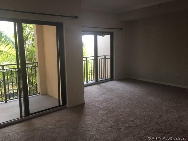 Recently Rented: $1,400 (1 beds, 1 baths, 643 Square Feet)