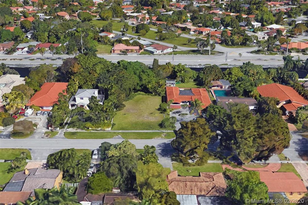 Vendido Recientemente: $350,000 (0.36 acres)