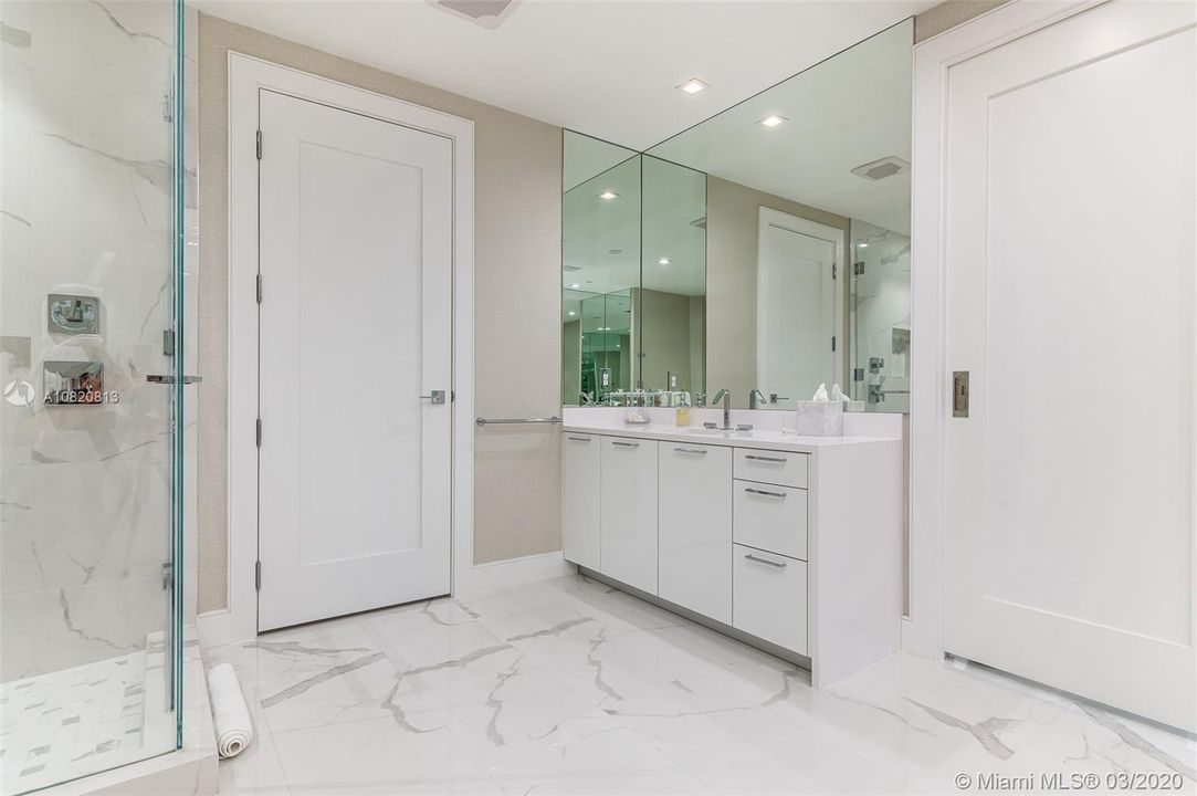 Recently Sold: $2,150,000 (3 beds, 3 baths, 2873 Square Feet)