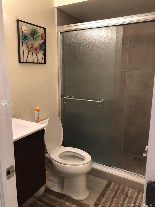 Recently Rented: $750 (1 beds, 1 baths, 1432 Square Feet)